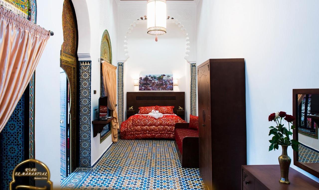 Riad El Manantial,Dar Hajjaj,Patrimonio Del Sxix เทโทอัน ภายนอก รูปภาพ