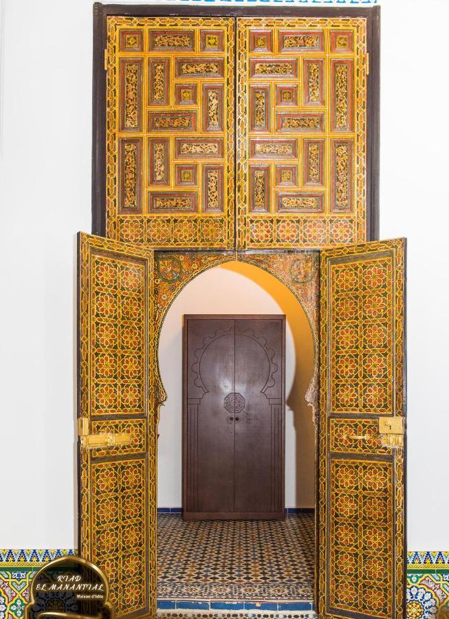 Riad El Manantial,Dar Hajjaj,Patrimonio Del Sxix เทโทอัน ภายนอก รูปภาพ
