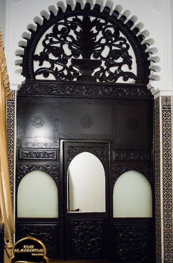 Riad El Manantial,Dar Hajjaj,Patrimonio Del Sxix เทโทอัน ภายนอก รูปภาพ