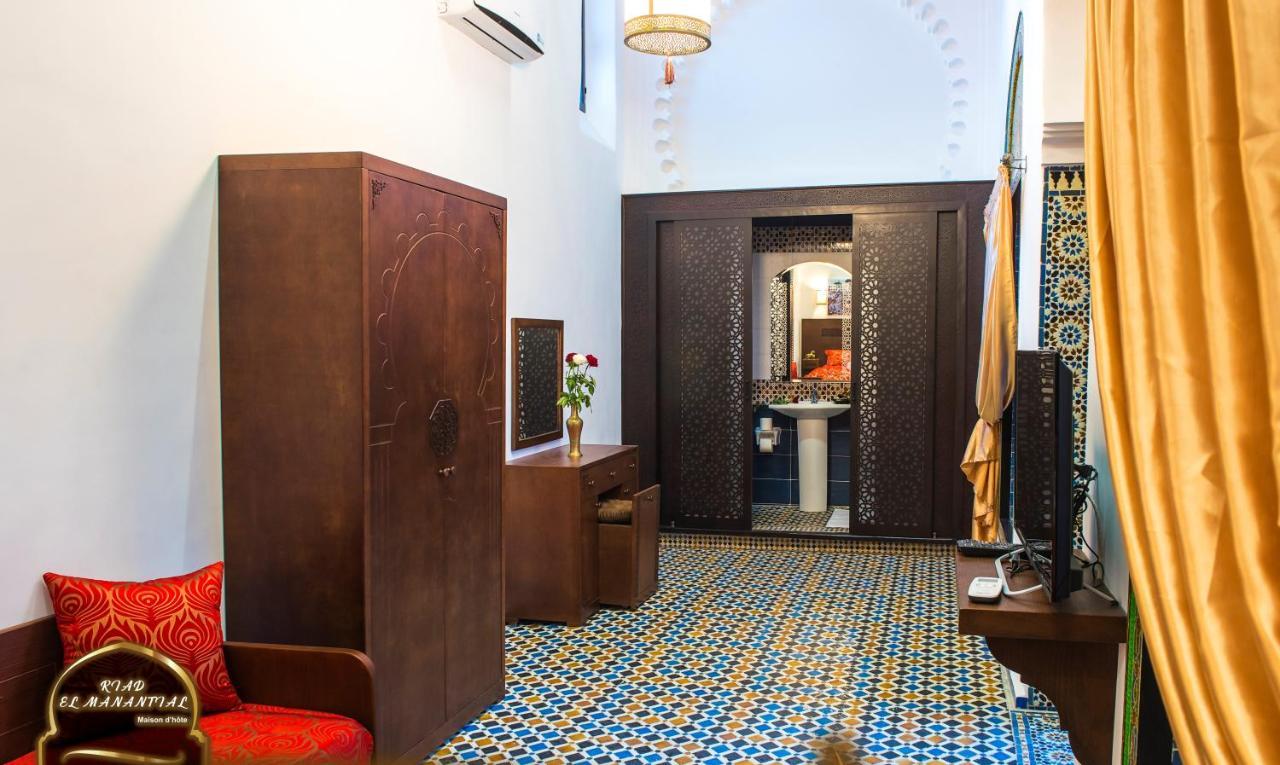 Riad El Manantial,Dar Hajjaj,Patrimonio Del Sxix เทโทอัน ภายนอก รูปภาพ