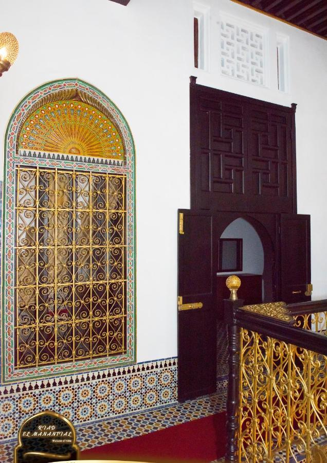 Riad El Manantial,Dar Hajjaj,Patrimonio Del Sxix เทโทอัน ภายนอก รูปภาพ
